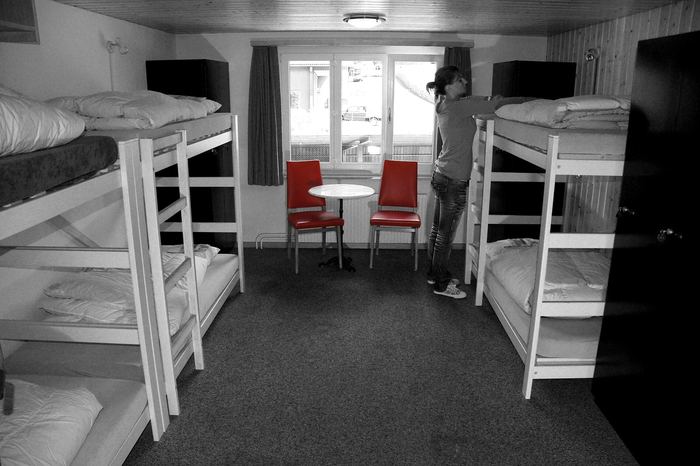 A budget hostel room for UK travellers